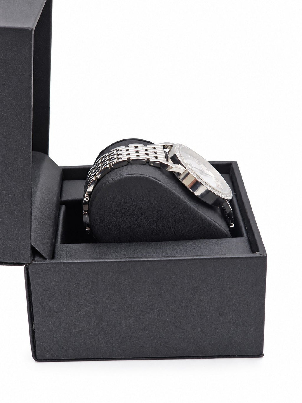 LeVov Silver-tone, silver dial, stone-set bezel - view 11