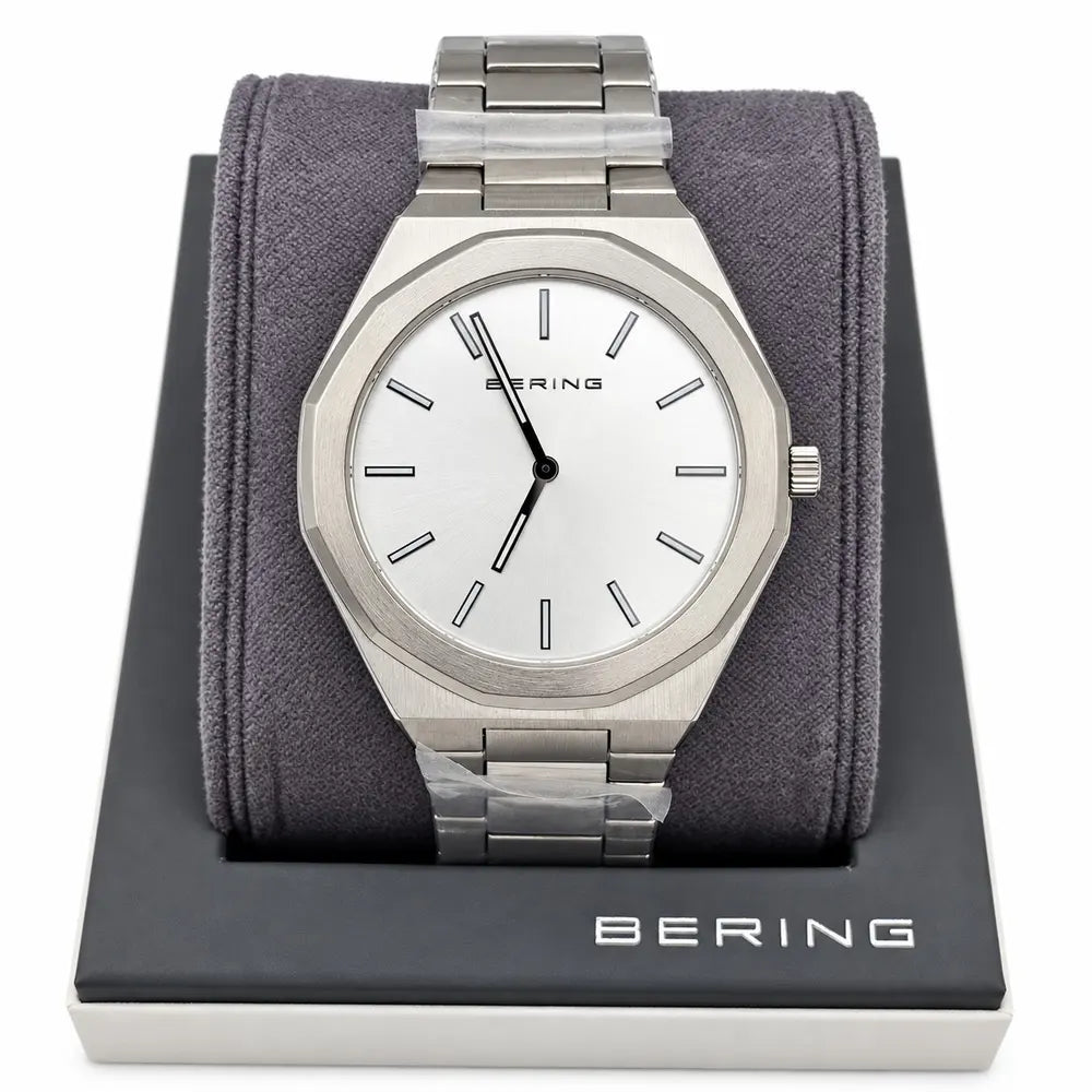 Bering Classic, silver dial, steel bracelet
