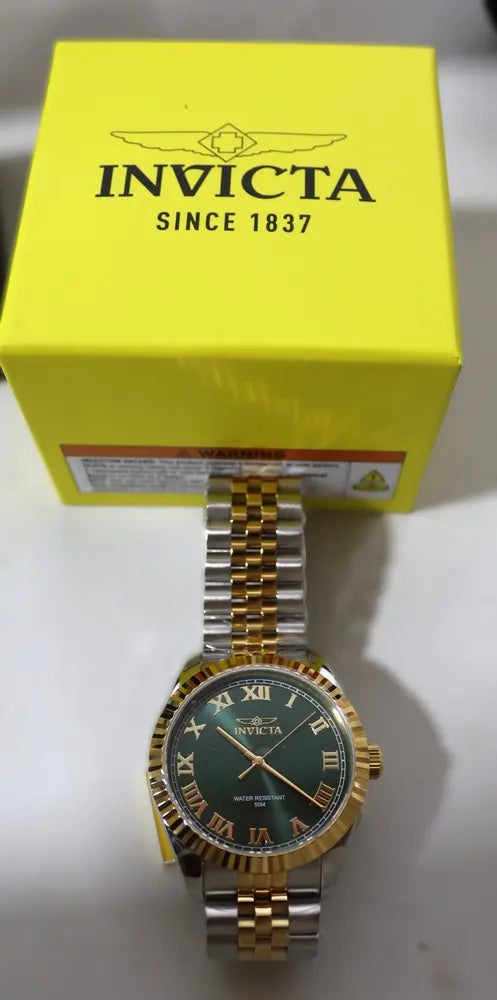 Invicta Specialty Windsor men’s 43mm, gold & steel